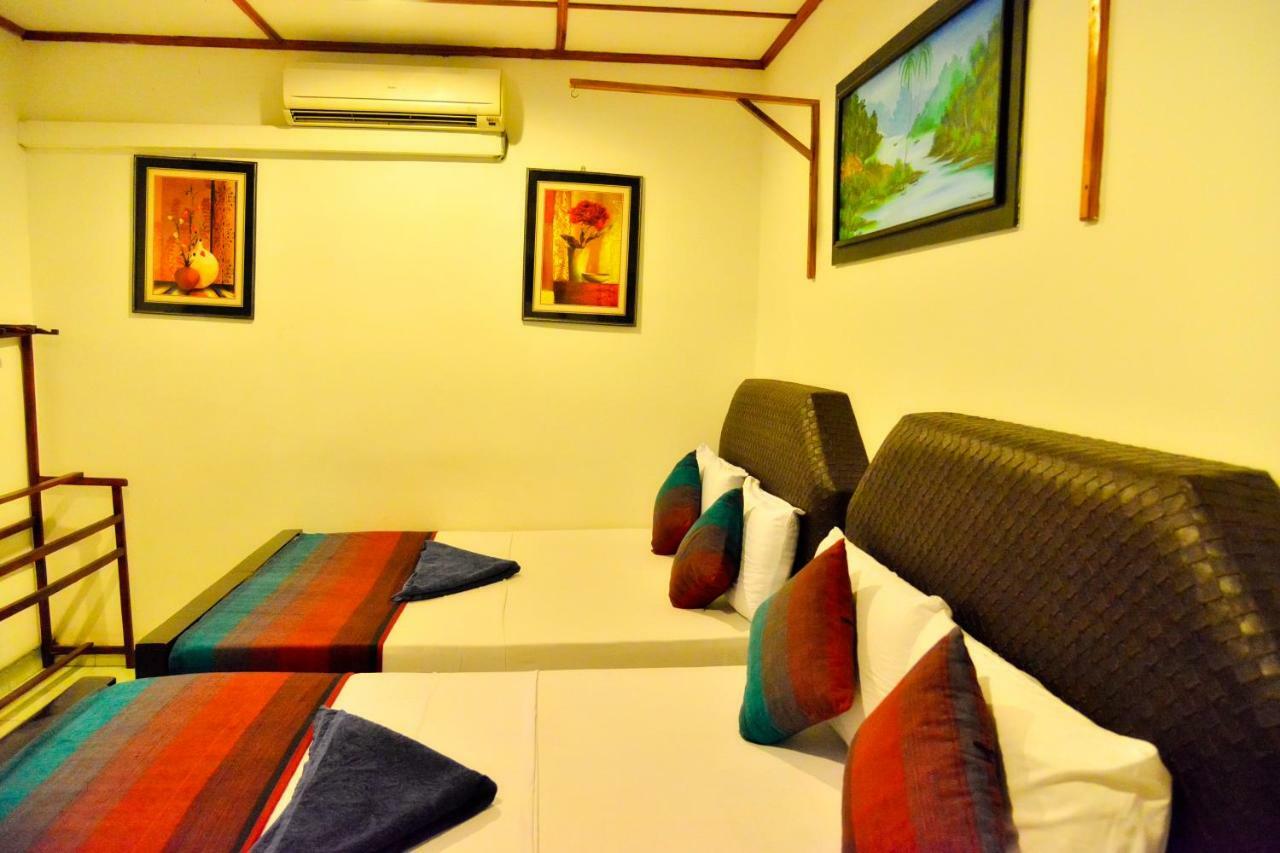 Thilaka City Hotel Anuradhapura Dış mekan fotoğraf